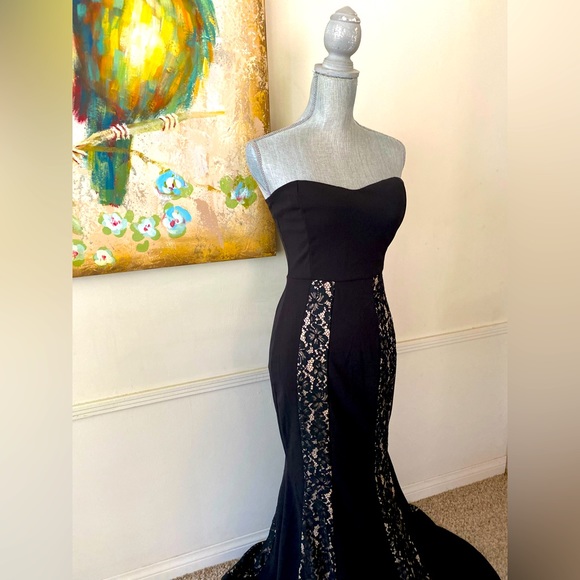 WINDSOR 🖤BLACK🖤 STRAPLESS MERMAID PROM FORMAL DRESS SIZE MEDIUM 🌟NWT🌟 - Picture 3 of 16